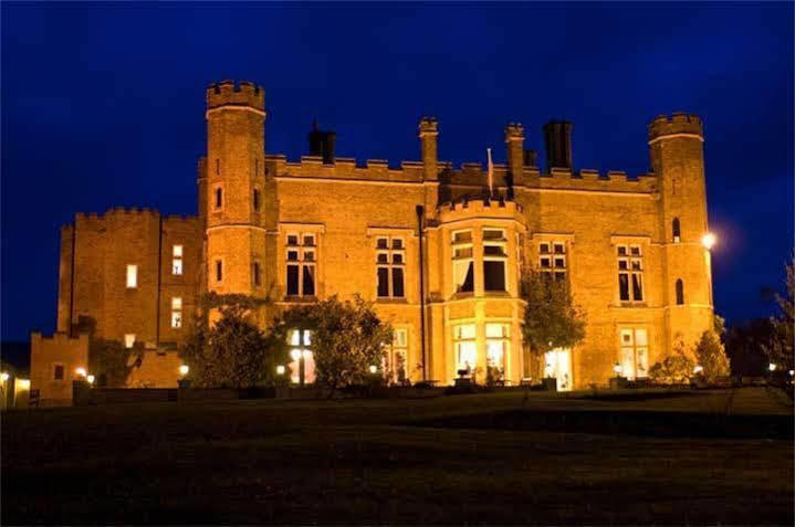 Cave Castle Hotel South Cave Exterior foto